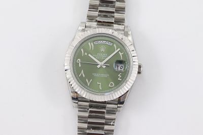 Replica Rolexs Swiss Made Grade 1 Day-date 2836 Automatic Movement 40MM Green Wrist Watch